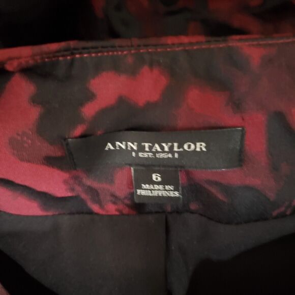 Ann Taylor Jacket 6 Red Dark Romantic Floral Bubble Hem Peplum Goth Moody - Picture 8 of 9